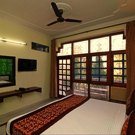Hari Villa Residency --Near Noida Indoor Stadium Bagian luar foto